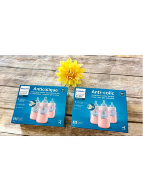 2 BOXES(6 BOTTLES TOTAL) AVENT ANTI COLIC BOTTLES